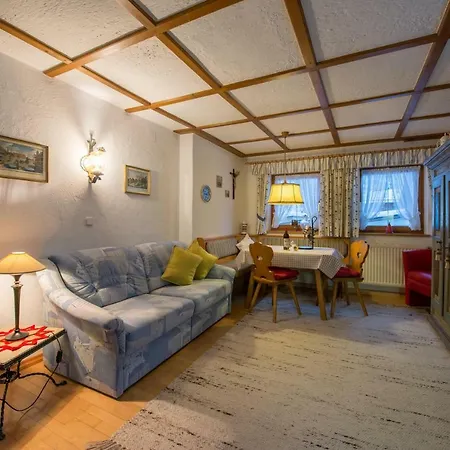 Holzschnitzers Appartements Ehrwald Exterior photo