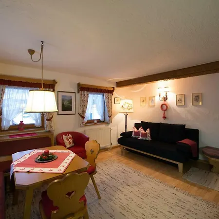 Holzschnitzers Appartements Ehrwald Exterior photo