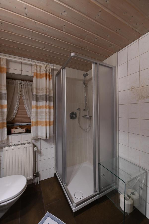 Apartment Holzschnitzers