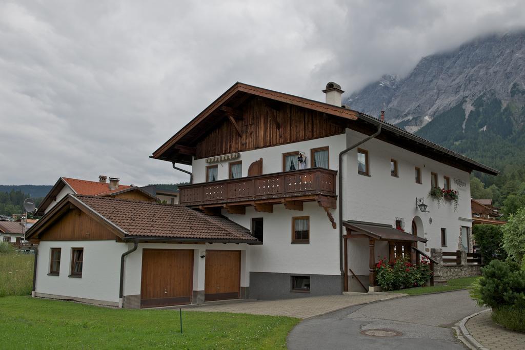 Holzschnitzers Apartment