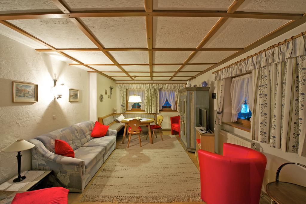 Apartment Holzschnitzers *