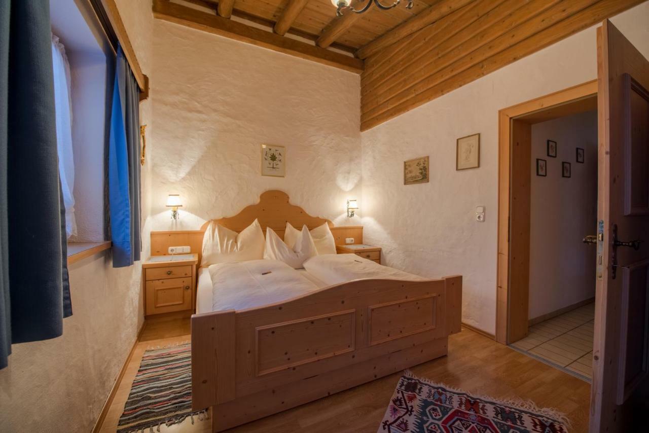 Apartment Holzschnitzers